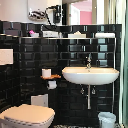 Smarthotel Mystique Self Check-in باد هومبرغ فور دير هوه