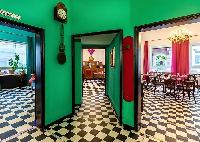 Smarthotel Mystique Self Check-in 酒店 3*